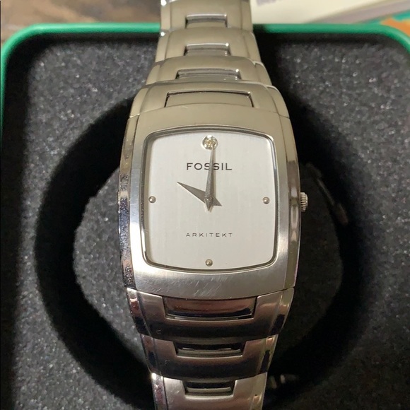 Men’s Fossil Watch with a Real Diamond - Picture 3 of 8